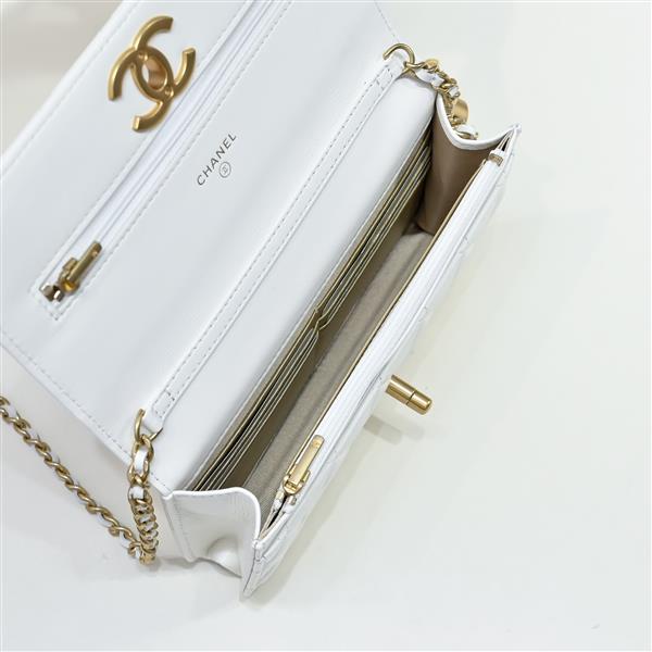 2026127205129609 560